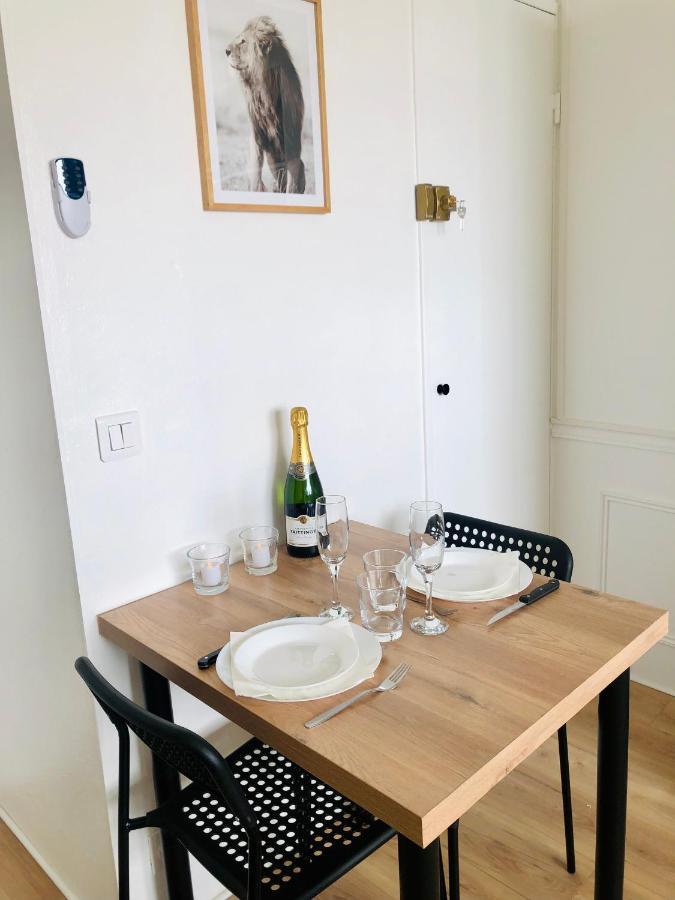 Superbe Appartement Front De Mer Villeneuve-Loubet Dış mekan fotoğraf