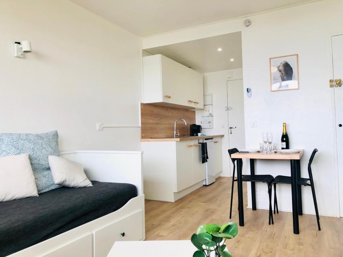 Superbe Appartement Front De Mer Villeneuve-Loubet Dış mekan fotoğraf