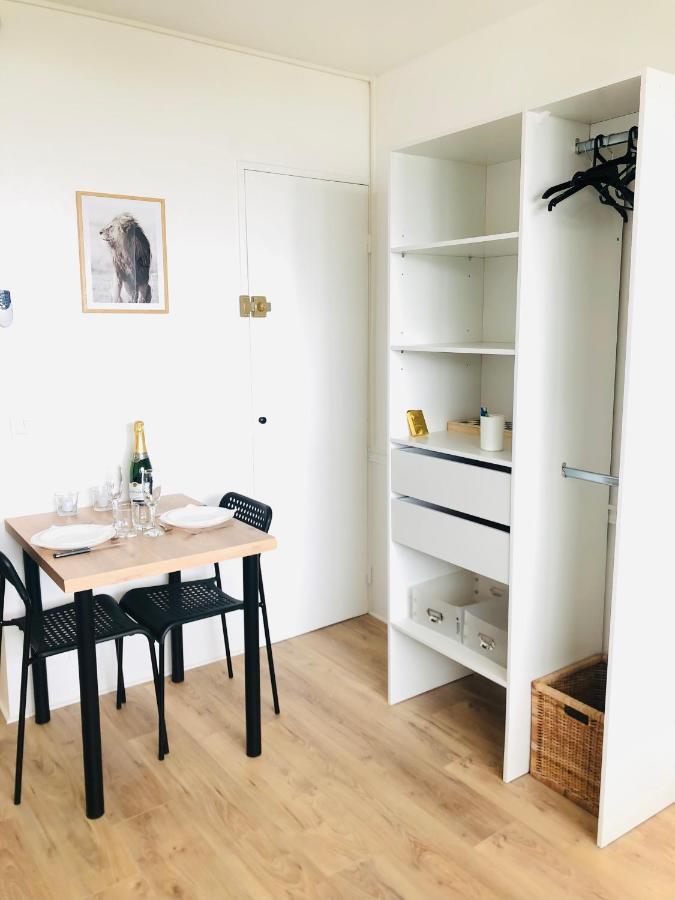 Superbe Appartement Front De Mer Villeneuve-Loubet Dış mekan fotoğraf