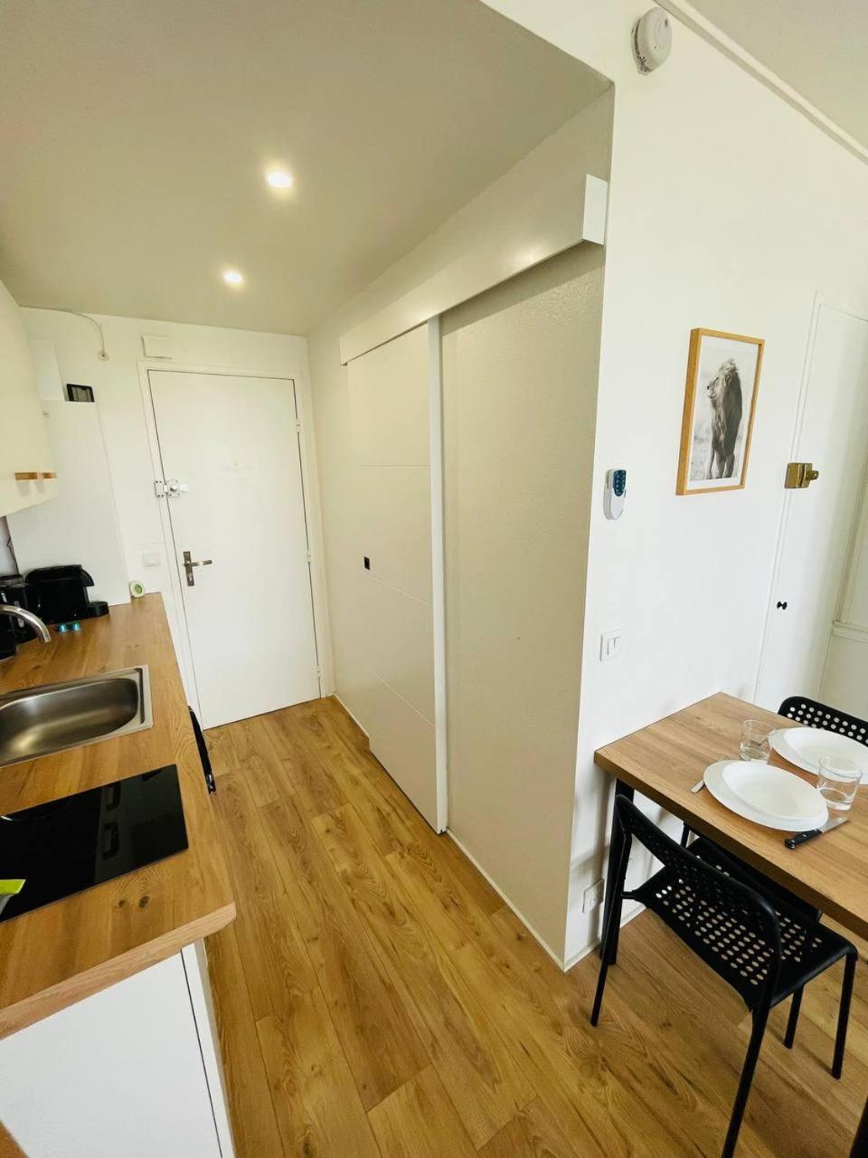 Superbe Appartement Front De Mer Villeneuve-Loubet Dış mekan fotoğraf